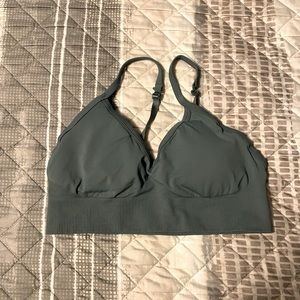 NWOT Lululemon Ebb to Street Bra Size 10